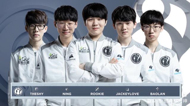 他在场上以 他在场上以